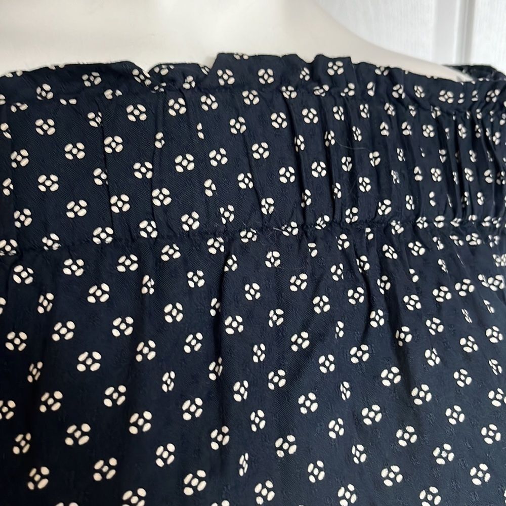 H&M blouse/Size 6 - Picture 3 of 10